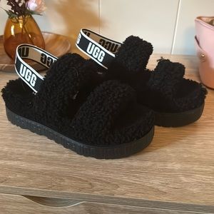 Black platform uggs